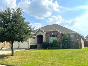 Building Photo - 3040 Morning Star Dr