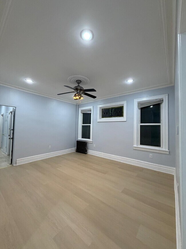 Foto del edificio - 154 W 33rd St