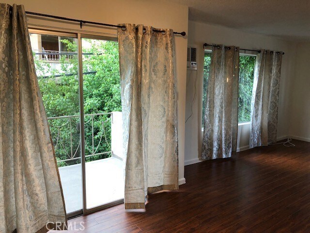 Foto del edificio - 1607 Greenfield Ave