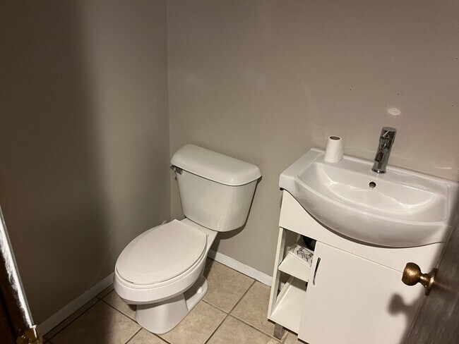 Foto del edificio - 1 Bedroom/1.5 Bathroom Condo For Lease