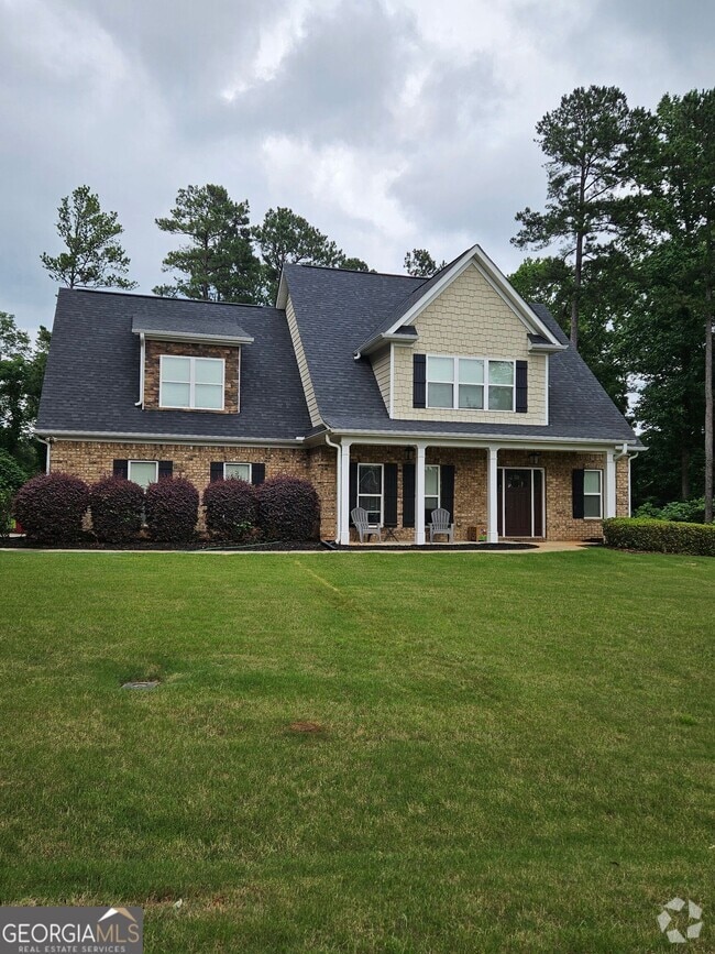 Building Photo - 10 Laurel Ridge