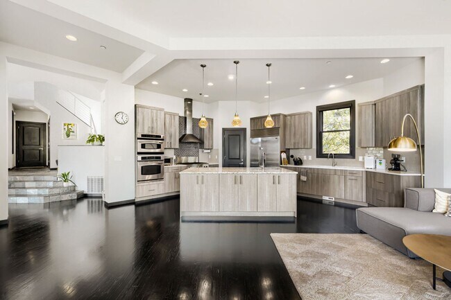 Building Photo - Cedar Park Furnished Home