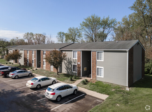 Foto del edificio - Pickwick Farms Apartments