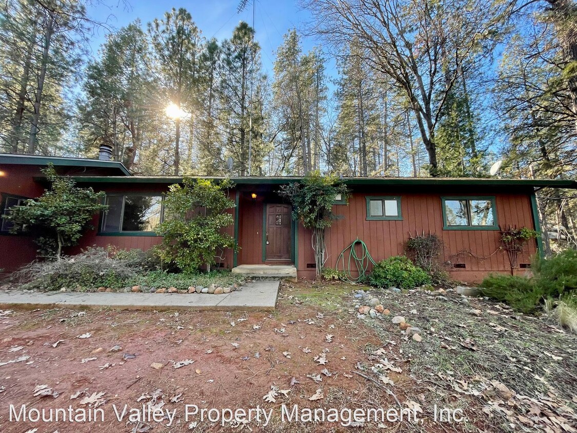 Foto principal - 3 br, 2 bath House - 11564 Francis Dr