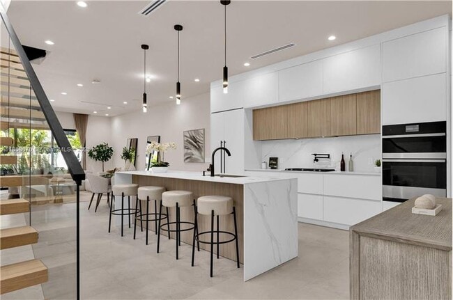 Foto del edificio - 921 NE 17th Terrace