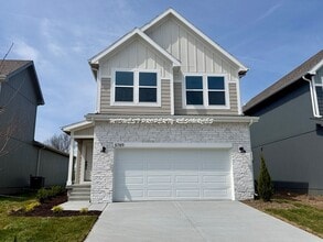 Building Photo - 8789 SW 10th St