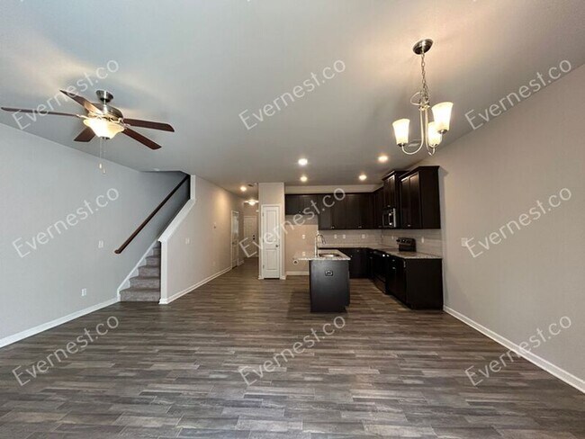 Foto del edificio - 4918 Lower Elm St