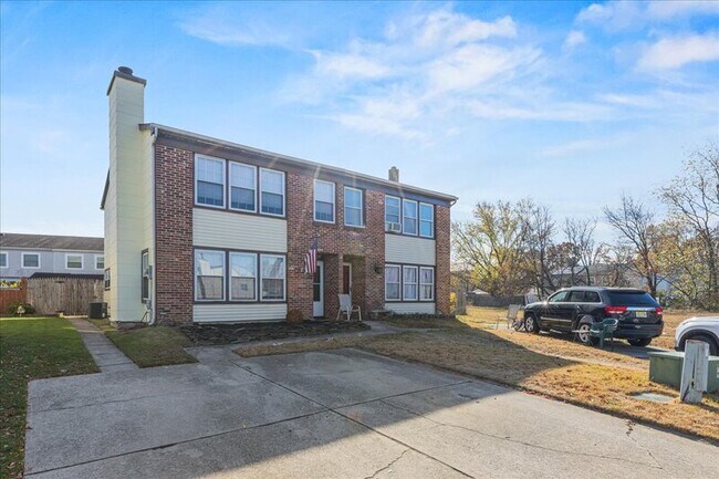 Photo - 11 Ptolemy Ct House