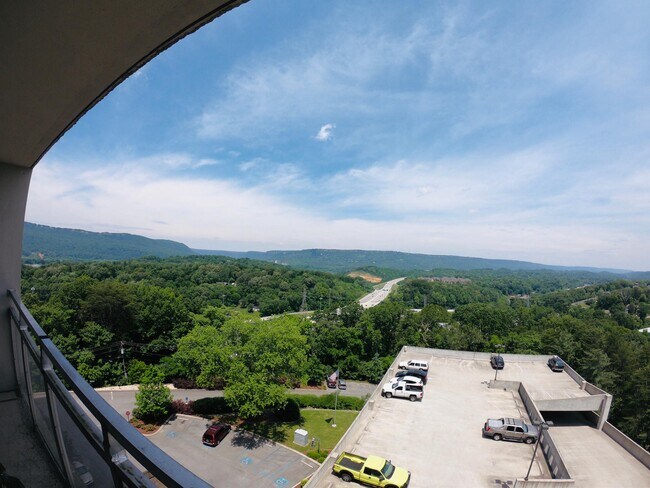 Building Photo - 1131 Stringers Ridge Rd