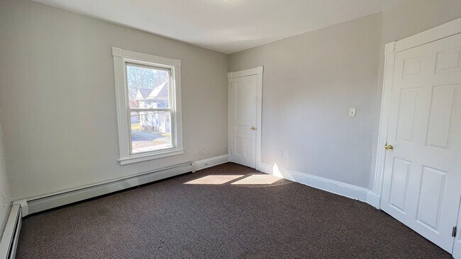 Foto del edificio - Remodeled Single Family House