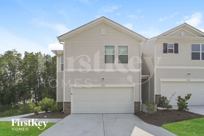 Foto principal - 2094 Cypress Village Dr NW