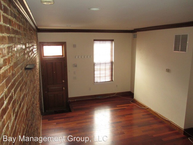 Building Photo - 1318 James St