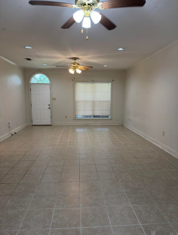 Building Photo - 457 Bellewood Dr