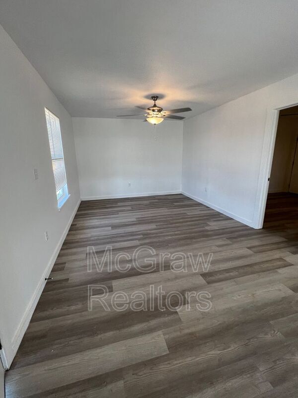 Foto del edificio - 15436 County Rd 1508