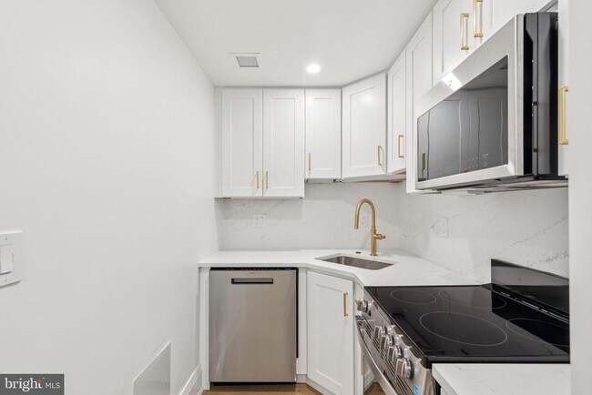 Foto del edificio - 135 S 19th St