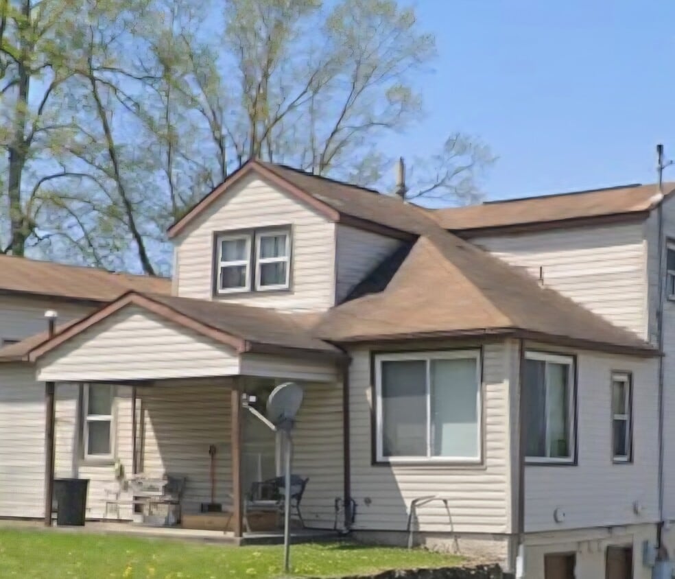 Primary Photo - 1531 Fairmont Ave