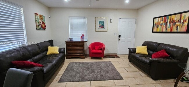 Foto del edificio - 6510 SW 58th Ave