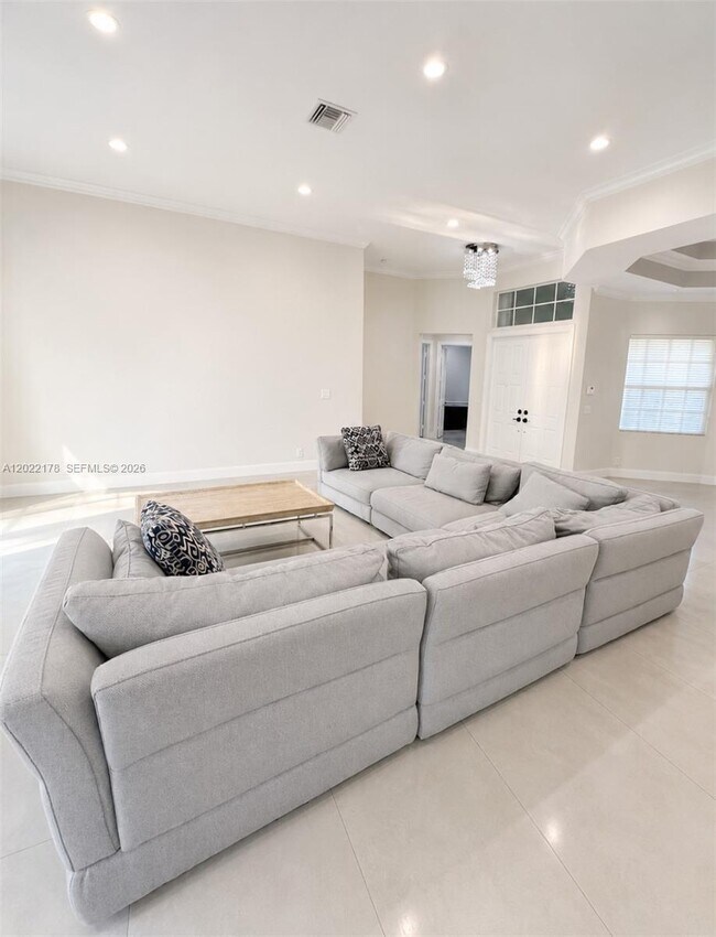 Foto del edificio - 7119 NW 113th Ave