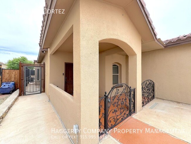 Building Photo - 3896 Loma Cortez Dr