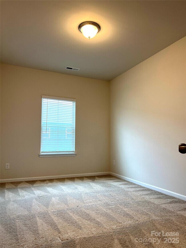 Building Photo - 4020 Harmony Hills Dr