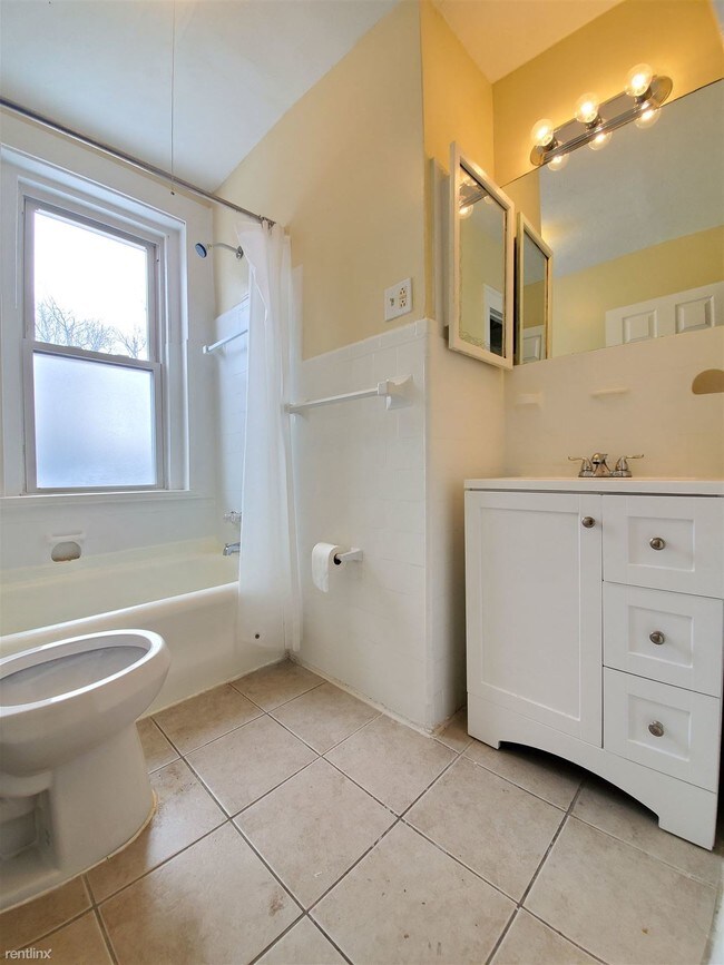 Building Photo - 1 br, 1 bath  - 509 Norton Pkwy 2c