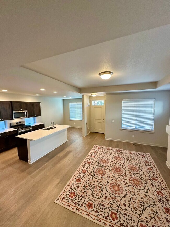 Foto del edificio - 51927 Lumberman Ln