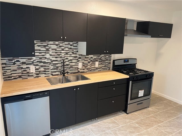 Building Photo - 136 W Saginaw Way