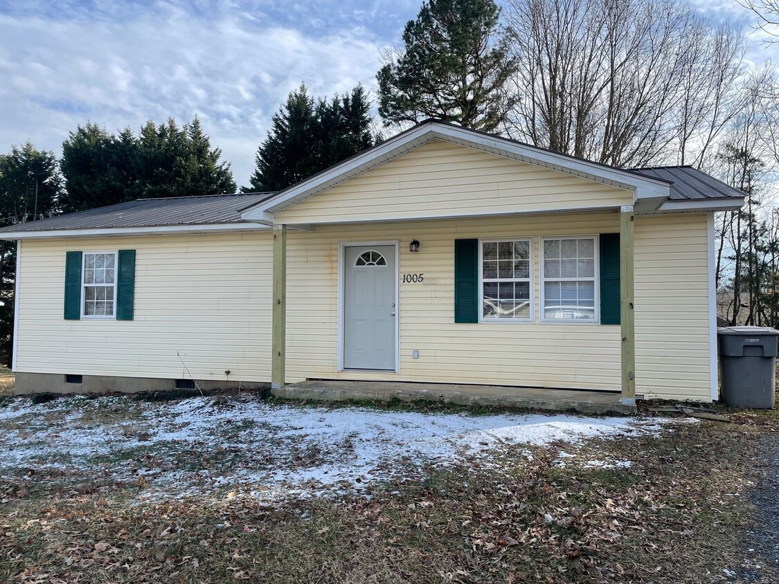 Primary Photo - 2 bed 2 bath home in a good neighborhood! ...