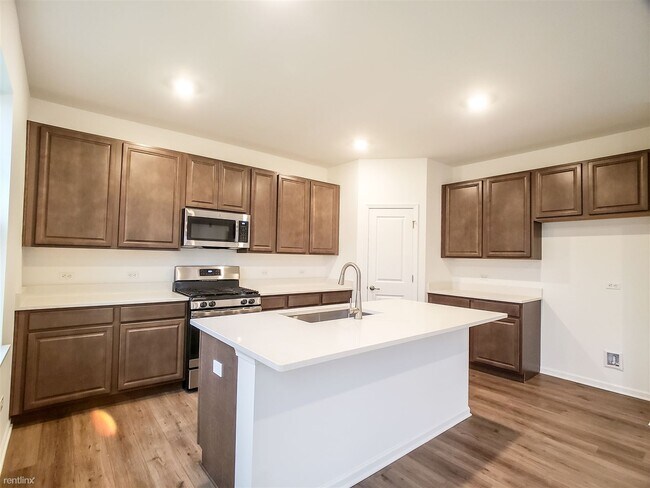 Building Photo - 4 br, 2.5 bath House - 11437 Thomas Street
