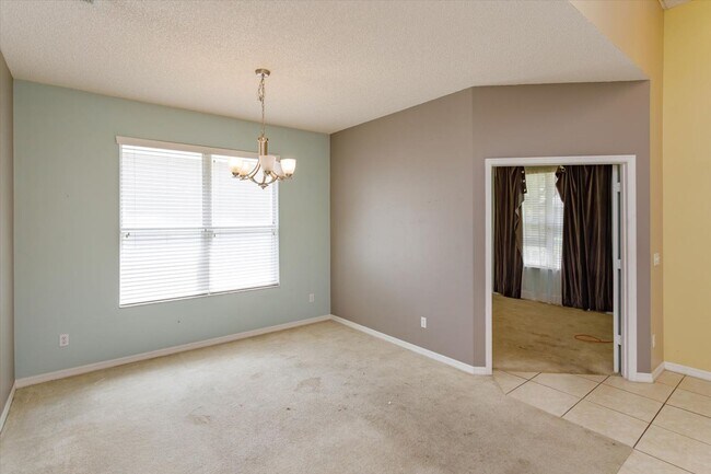 Foto del edificio - High Ceilings, Gourmet Kitchen, and a Playground – Where Life's Little Pleasures Meet!