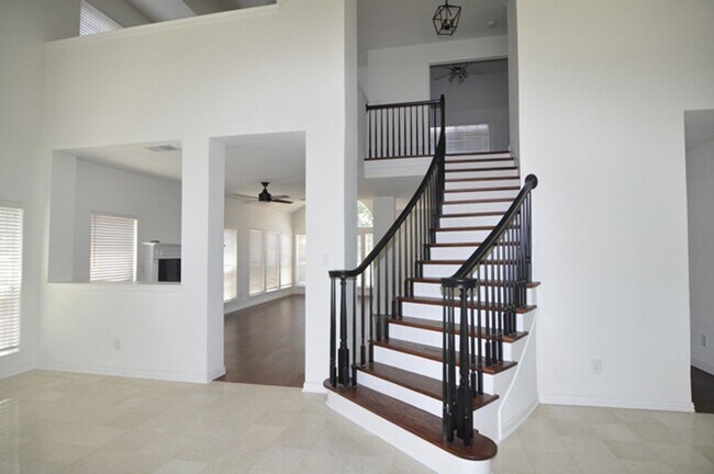 Building Photo - VIEW NOW/COMING SOON- Luxury Addison Home |Dual Fireplaces & 3 Living Areas-3724 Wood shadow Lane...