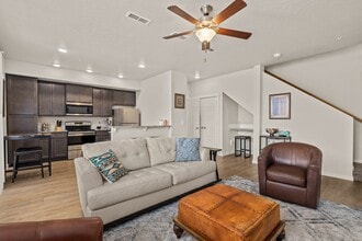 Building Photo - 7485 N Lucy Rose Ln