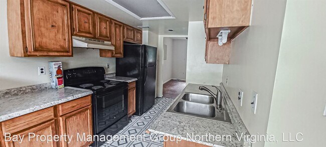 Foto del edificio - 3 br, 2.5 bath House - 1950 MAYFLOWER DRIVE