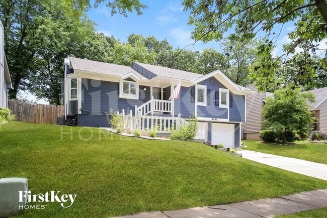 Building Photo - 8033 N Everton Ave