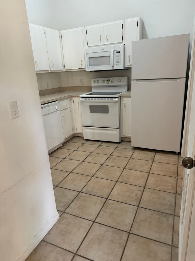 Foto del edificio - 4700 SW Archer Rd
