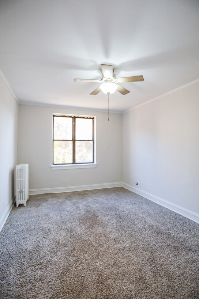 Foto del edificio - 5210 S Woodlawn Ave