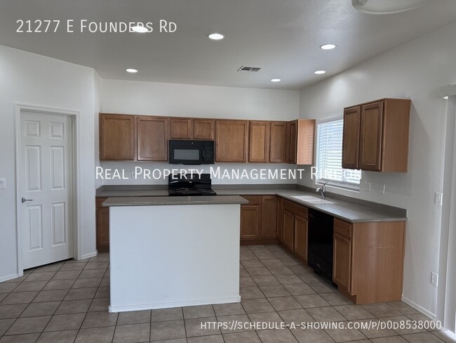 Foto del edificio - 21277 E Founders Rd