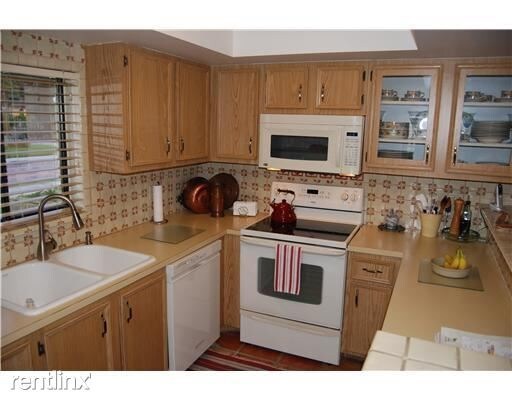 Building Photo - 1815 S Olive Ave