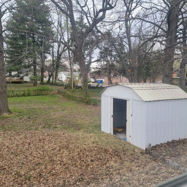 Foto del edificio - 3 Bedroom Home in Florissant