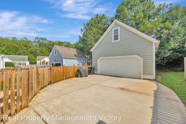 Foto del edificio - 3 br, 3 bath House - 4558 Clubview Drive
