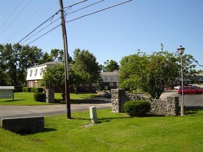 Building Photo - Springview Apartments