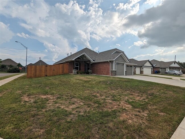 Building Photo - 3117 Stone Creek Dr