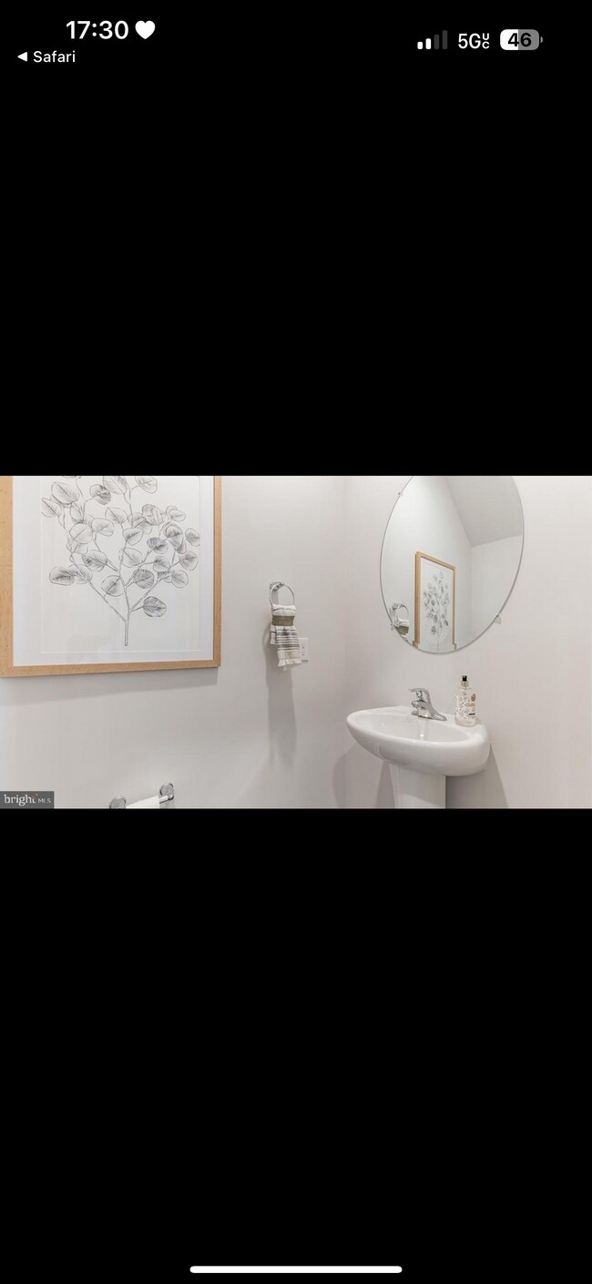 Foto del edificio - 308 Mazzeo Dr