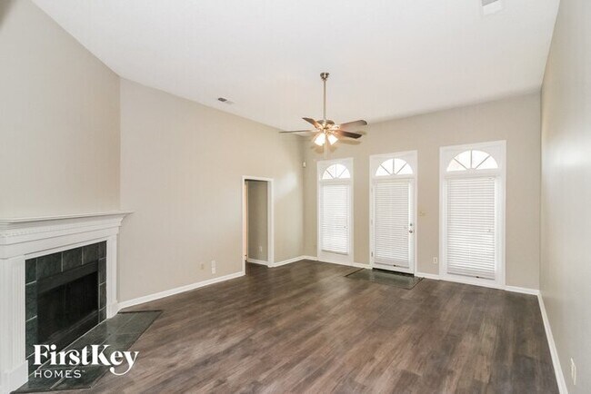 Building Photo - 4447 Boone Manor Dr