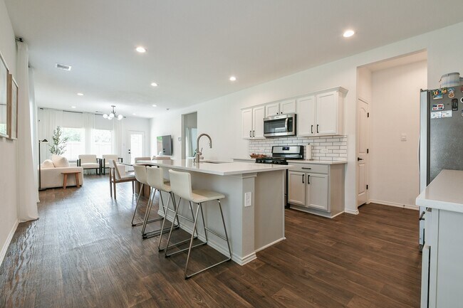 Foto del edificio - 22430 Forest Gorge Ln