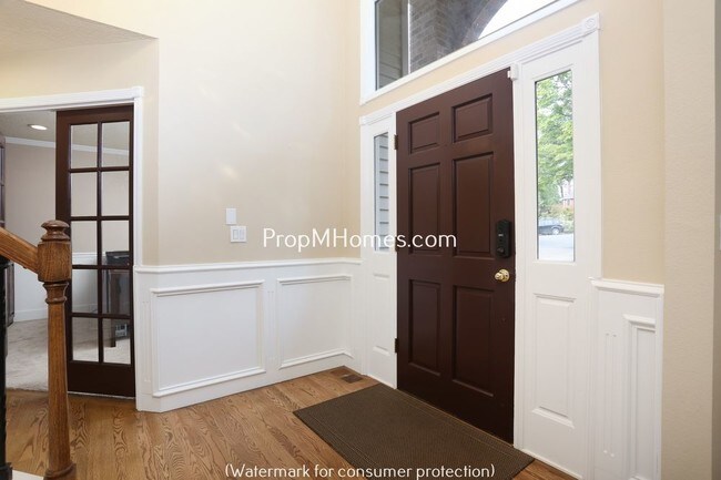 Building Photo - 13551 Southwood Ct