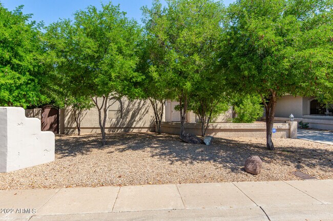 Foto del edificio - 12829 N 17th Dr