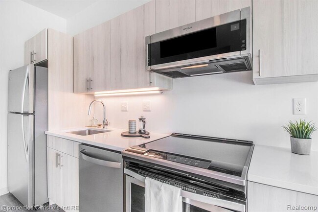 Foto del edificio - 7410 Kercheval Ave