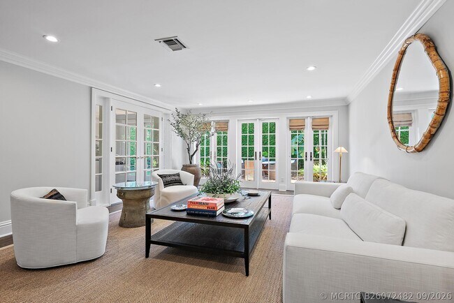 Building Photo - 265 Sandpiper Dr