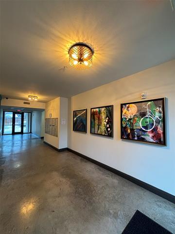 Foto del edificio - 801 N Bishop Ave